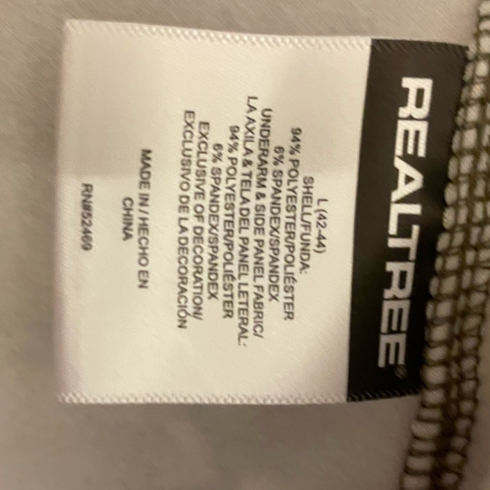 Realtree camo pullover - Picture 5 of 5